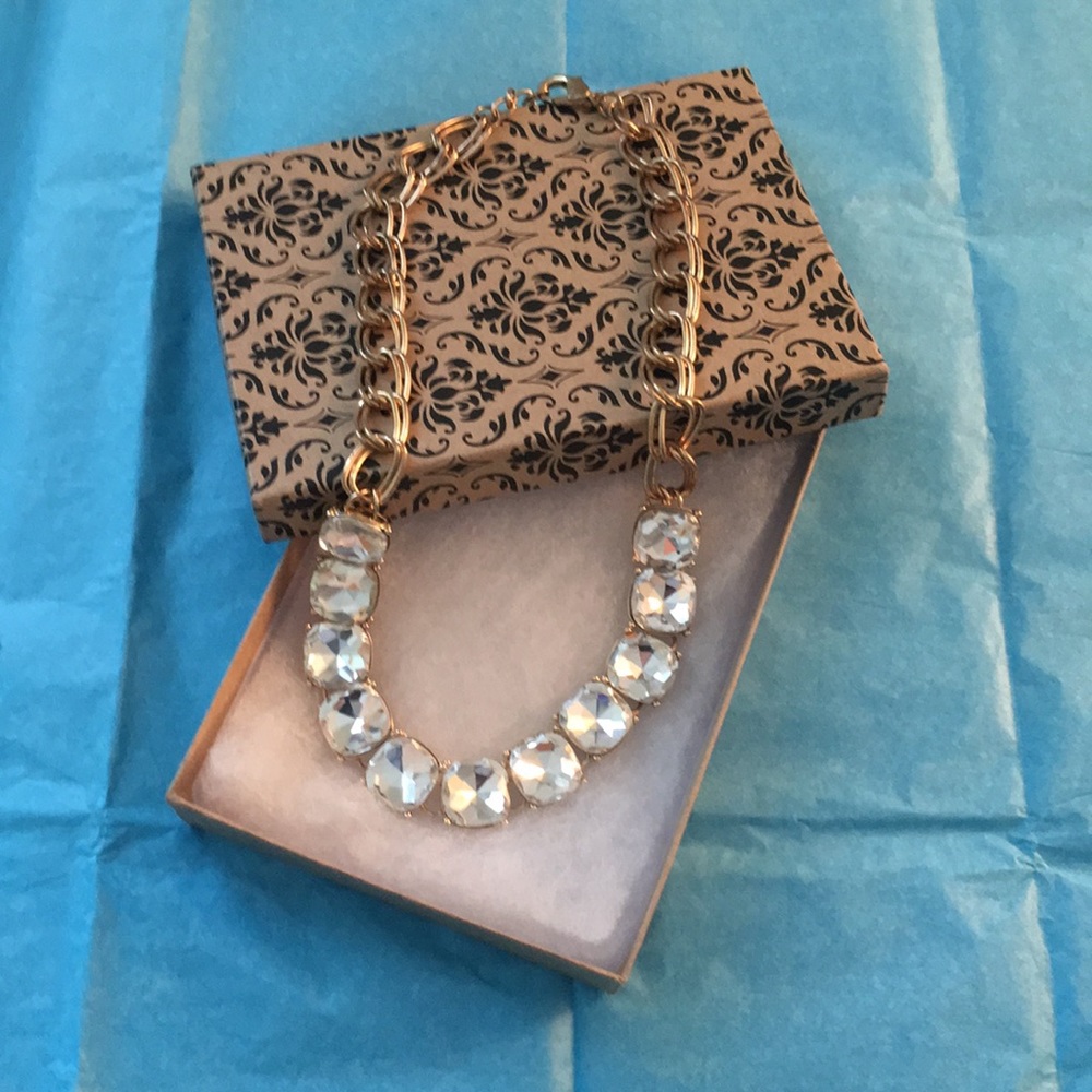 MOVING SALE! New! Rhinestone Statement Necklace.